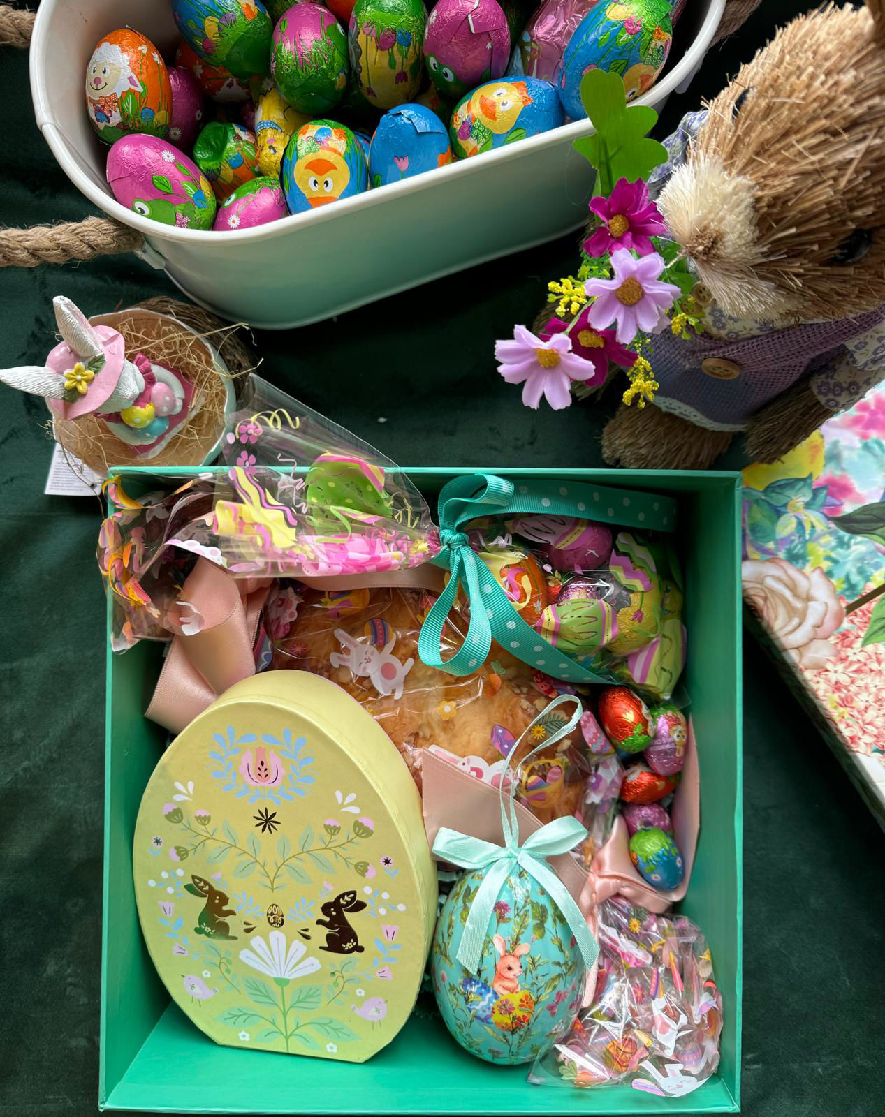 Paskalya Bol Çikolatalı Hediye Kutusu